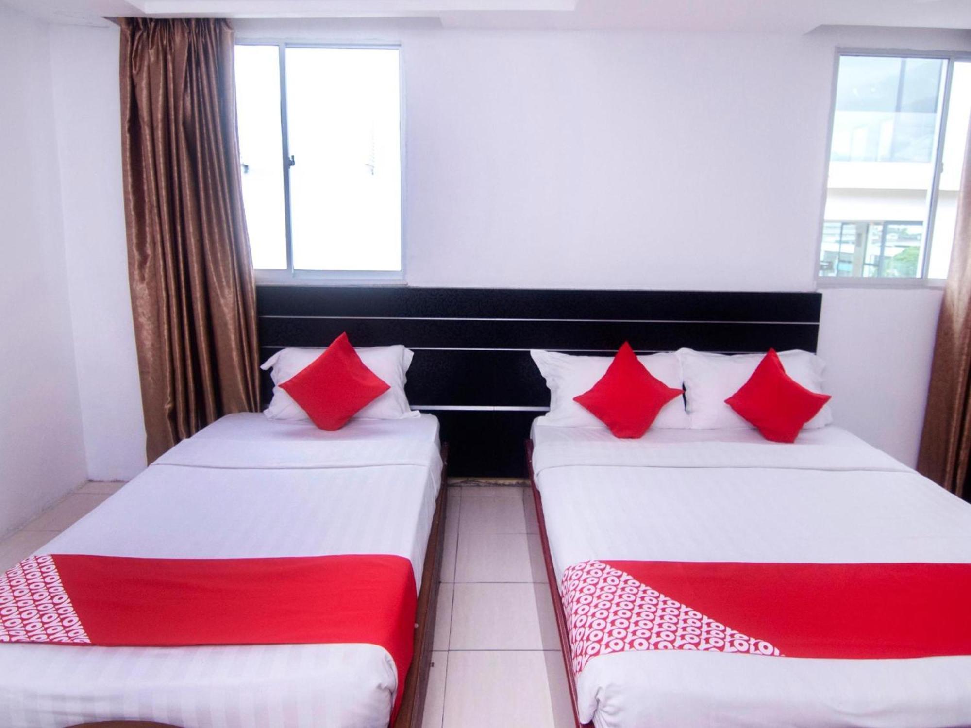 Super Oyo 991 Mayfair Hotel Kuching Exterior foto